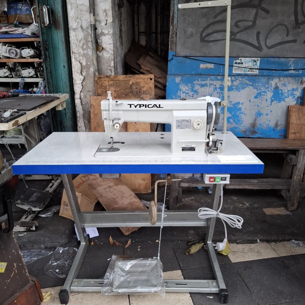 Mesin Jahit Typical GC6-1 Seken  Komplit