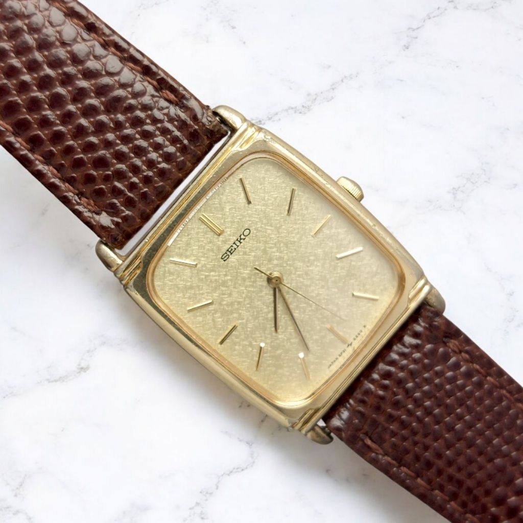 Seiko Chariot Tank Snowflake Dial Circa 1987's Rare Vintage Watch Original