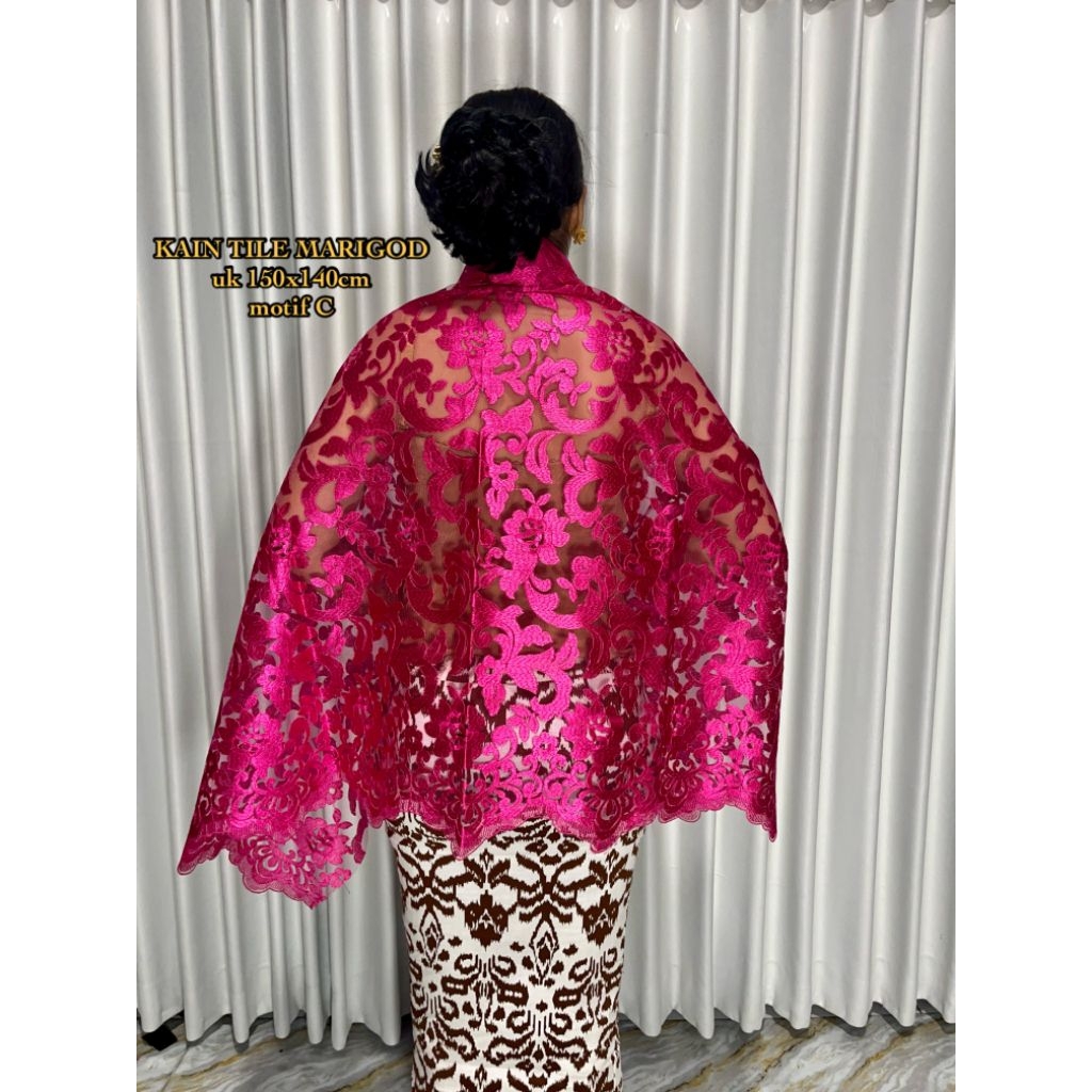 Kain Kebaya Brokat Tile