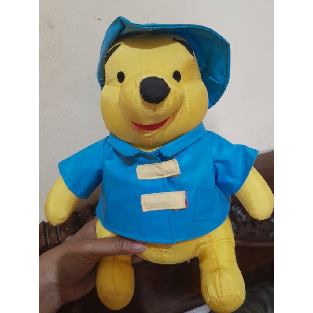 boneka winnie the pooh parasut kostum