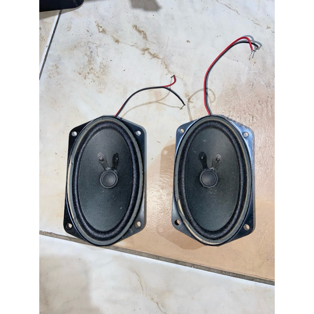 speaker tv oval polytron slim