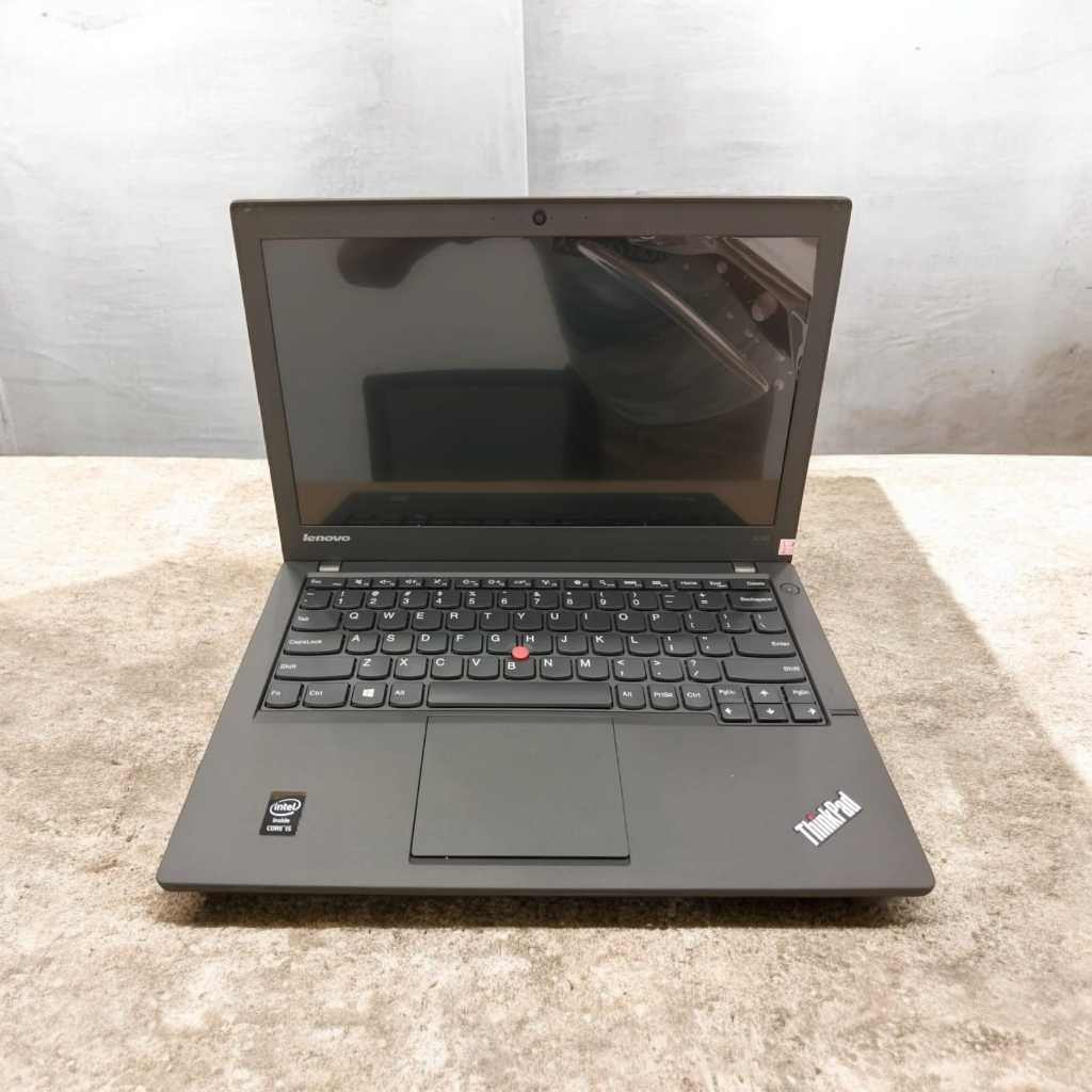 Lenovo Thinkpad X240 Core i5 Gen 4 dengan RAM 8 SSD 256 GB - Laptop 12" Slim - Second Murah Bergaran