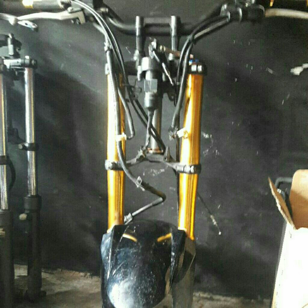 SHOCKBREAKER USD (UP SIDE DOWN) CB150R LED ORIGINAL