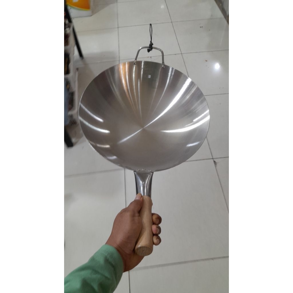 wajan penggorengan stainless stell ukuran Diameter 40 cm + gagang kayu