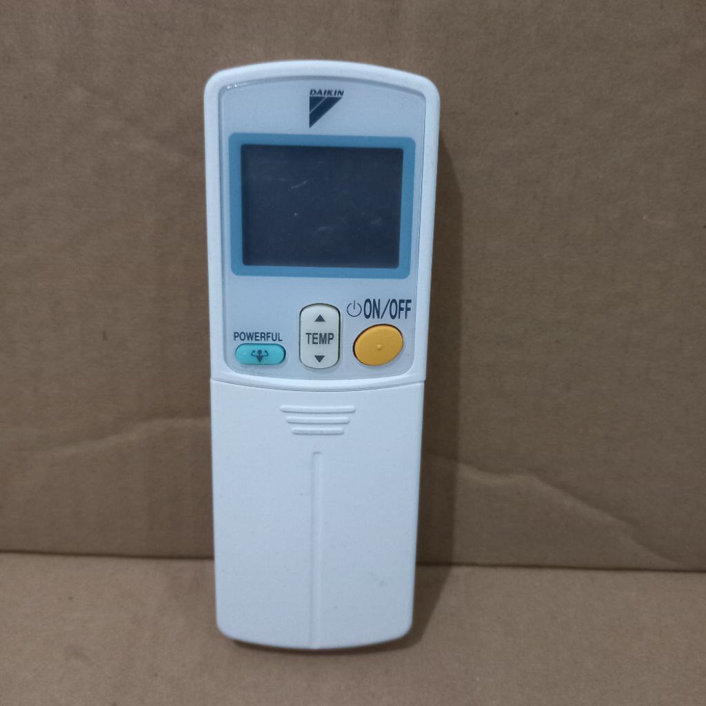 Remote Remot AC DAIKIN Original Asli . ARC433A55 .