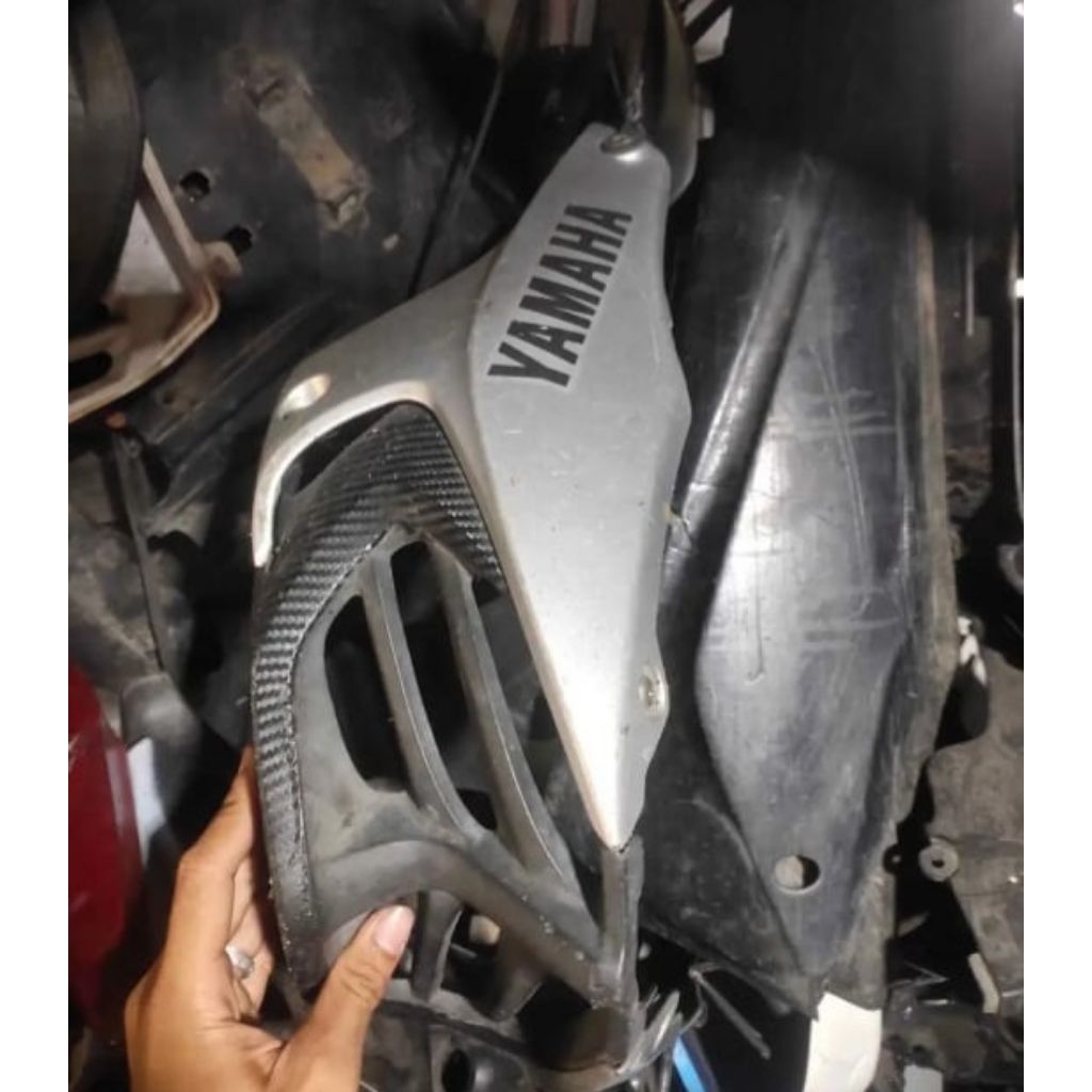copotan cover mesin undercowl vixion R original