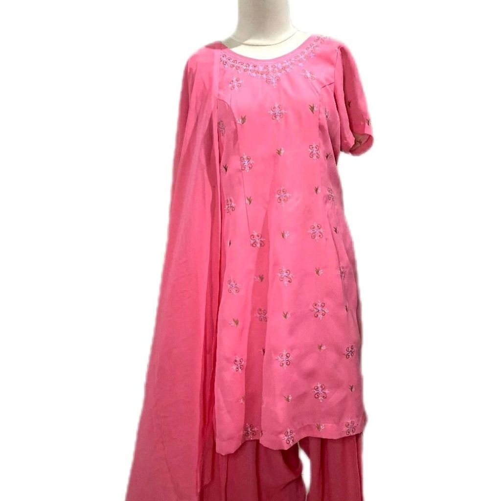 Set Kurti (celana+Kurti+dupata) baju india