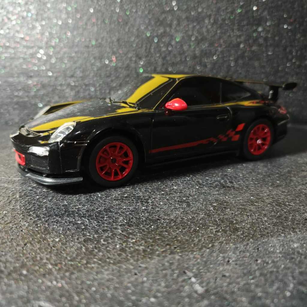 REMOTE CONTROL RC MOBIL SPORT SEDAN PORCHE RASTAR  1/24BEKAS TANPA KEMASAN BERKUALITAS