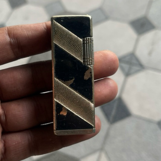 korek Api Crocodille Vintage