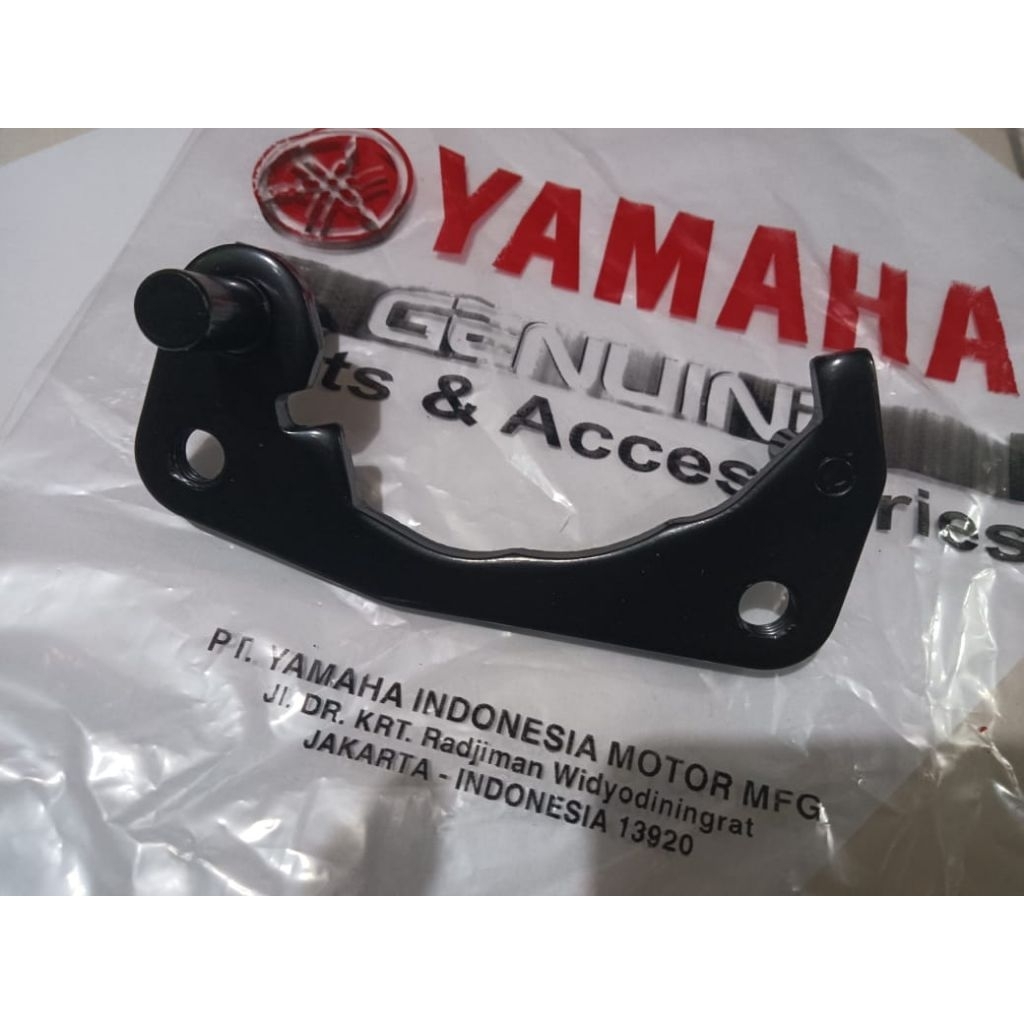 Breket kaliper cakram depan yamaha mio j
