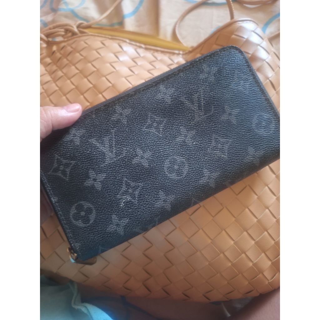 dompet panjang zipoy lv