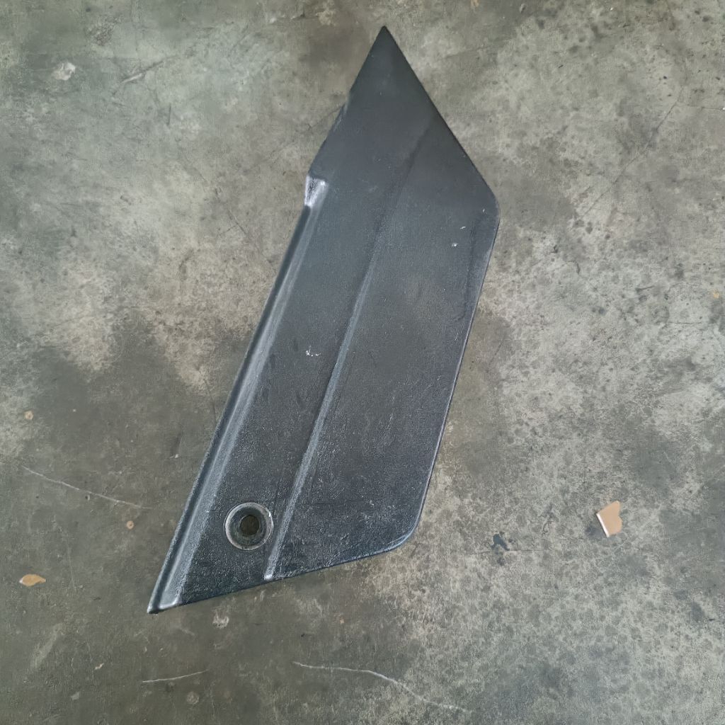 Tepong kanan cover tutup aki Yamaha Vega r new vega new r original lepasan motor