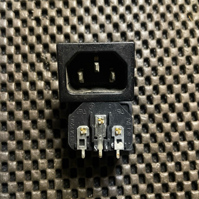 SOKET AC TANPA BAUT /SOKET 3pin/ AC POWER (15A 250V)