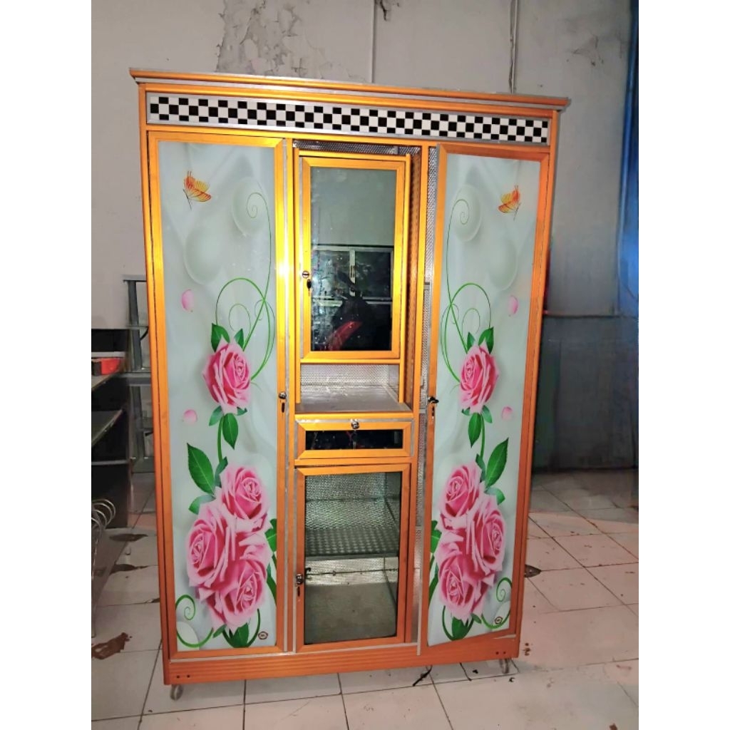 Almari baju alumunium Gold 3p+Kaca Rias