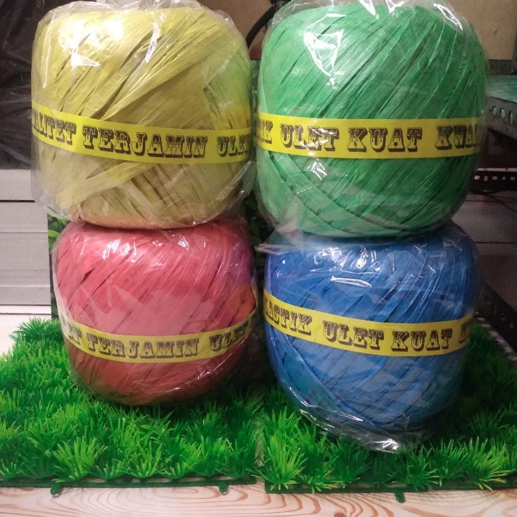 Tali Rafia Gulung Besar Warna 500g