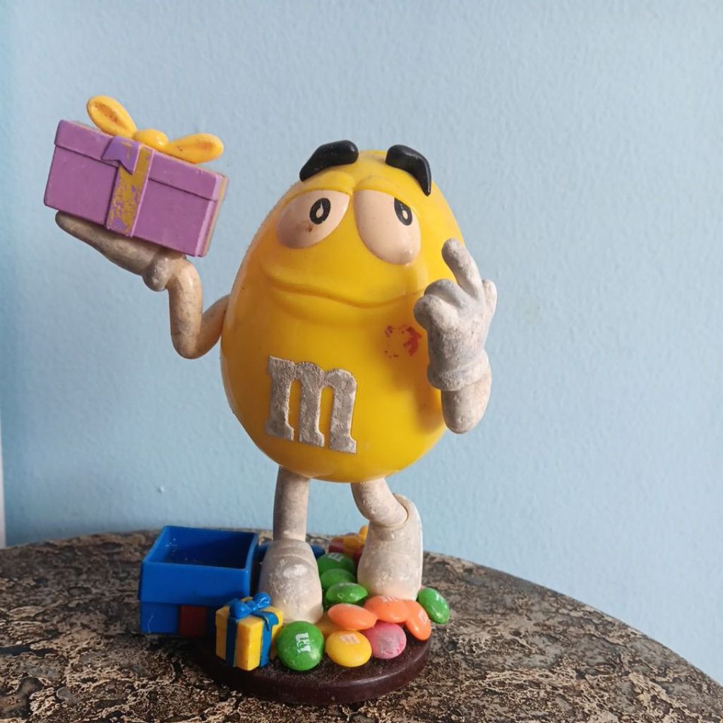 Koleksi Figure MnM ori