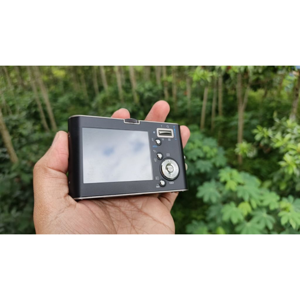 Kamera Digital Samsung NV3