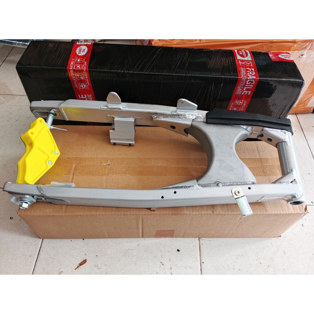 SWING ARM KLX 140 ALUMUNIUM PNP KLX 150 SUPER COPY