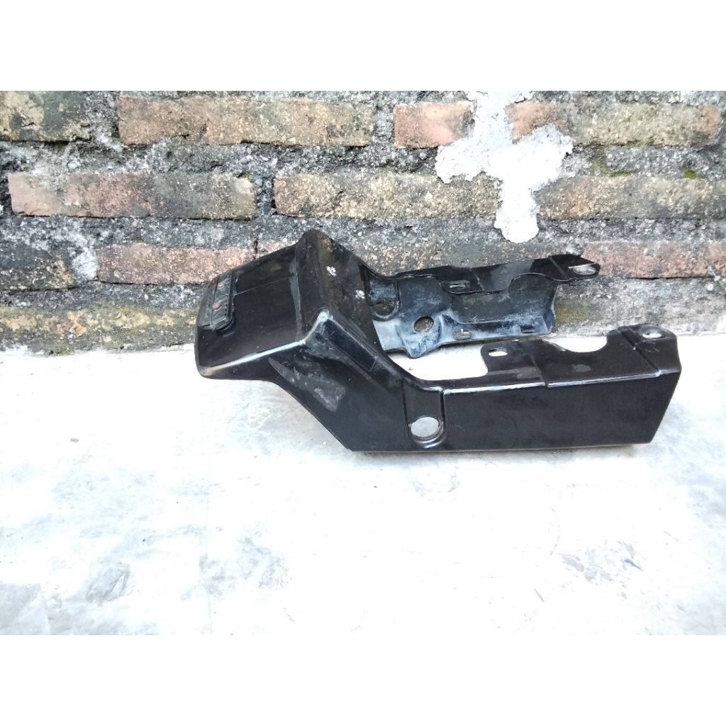 cover body belakang Suzuki rc 100