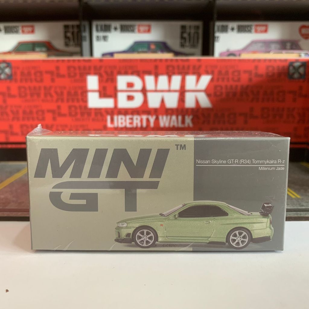 Mini GT 697 Bugatti EB110 GT Grigio Chiaro