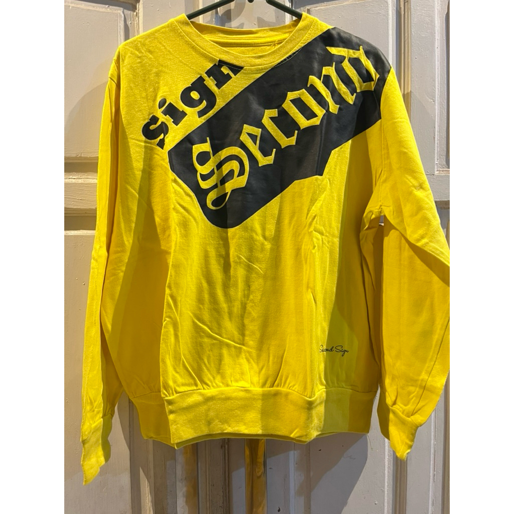 preloved sweatshirt second sign