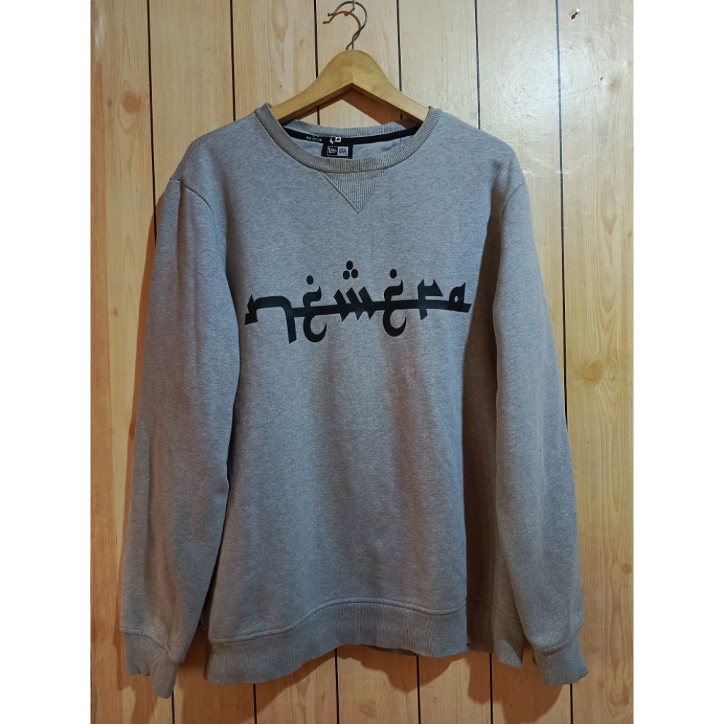 crewneck Arabic new era