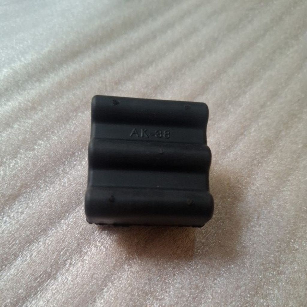 RUBBER,LINK STOPPER-BEAT ESP, SCOOPY ESP K93, VARIO 125 ESP & VARIO 150 ESP