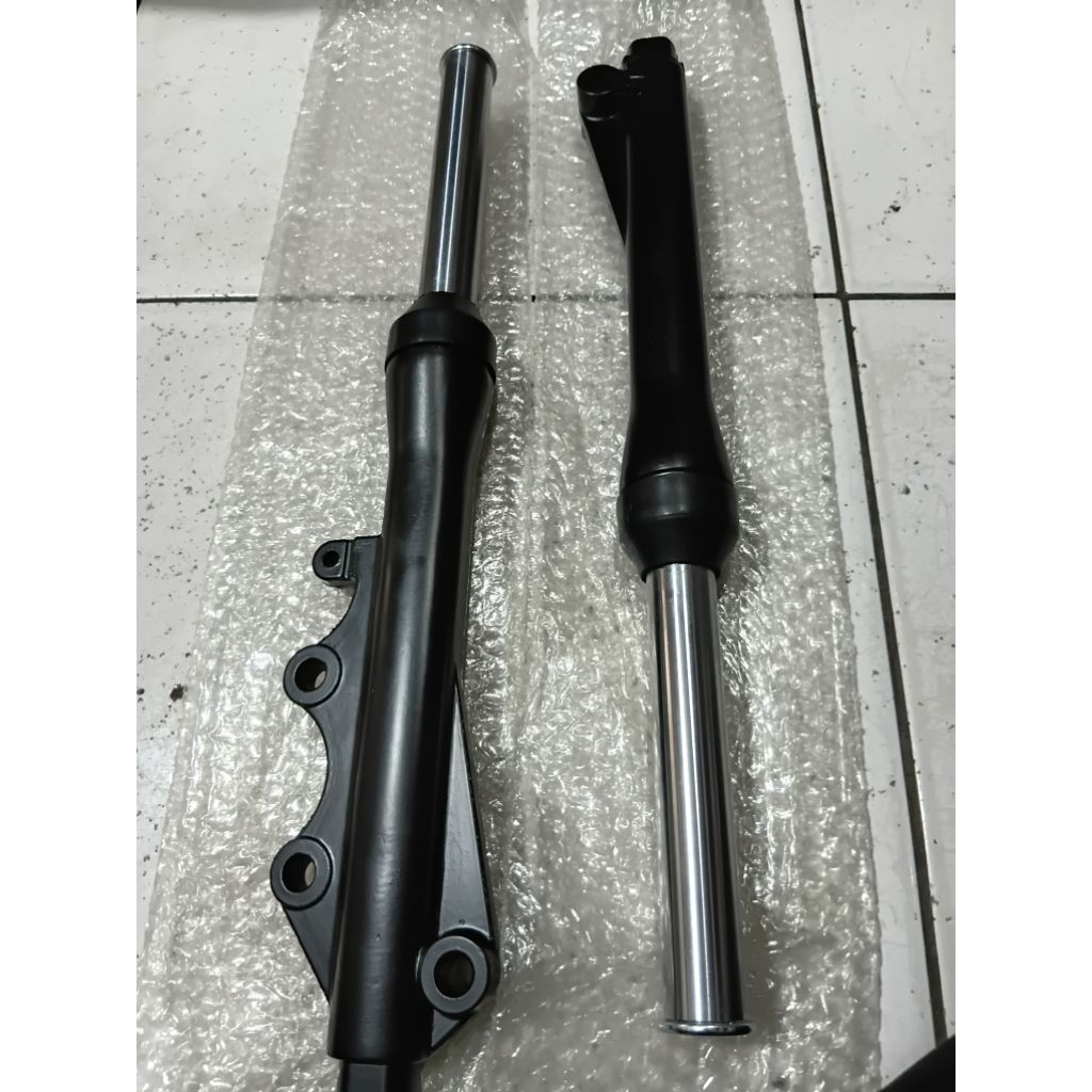 SHOCKBREKER DEPAN ASSY YAMAHA VEGA R LAMA ALFA CRYPTON FIZR KOMPLIT HARGA SEPASANG