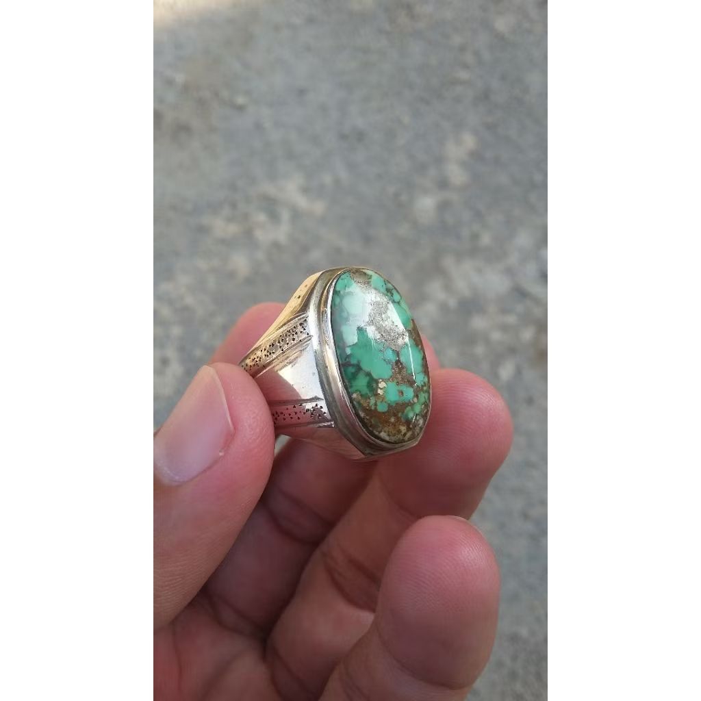 cincin batu pirus persia hijau serat emas