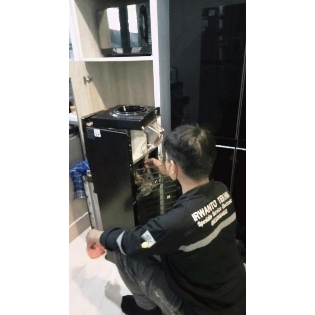 Service dispenser galon bawah BSD