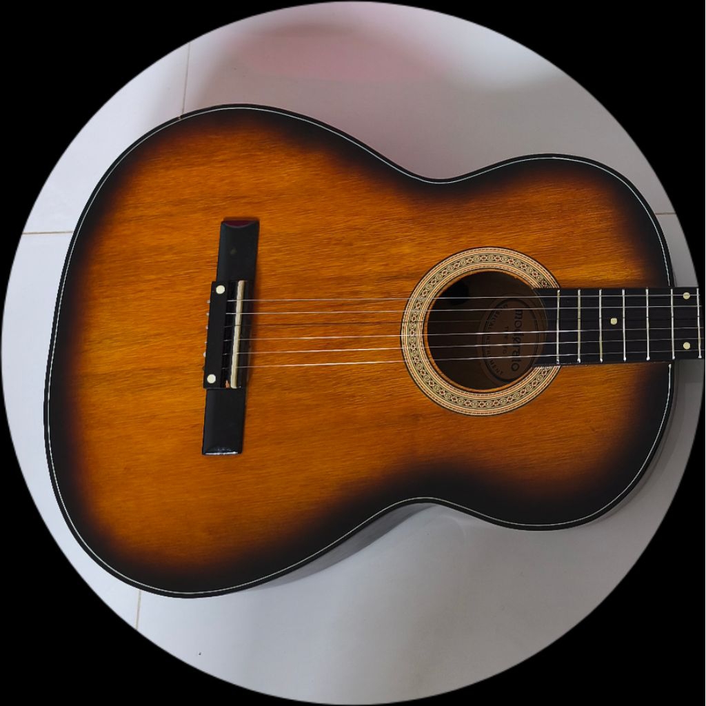 Gitar 'Y' moderato(Preloved)