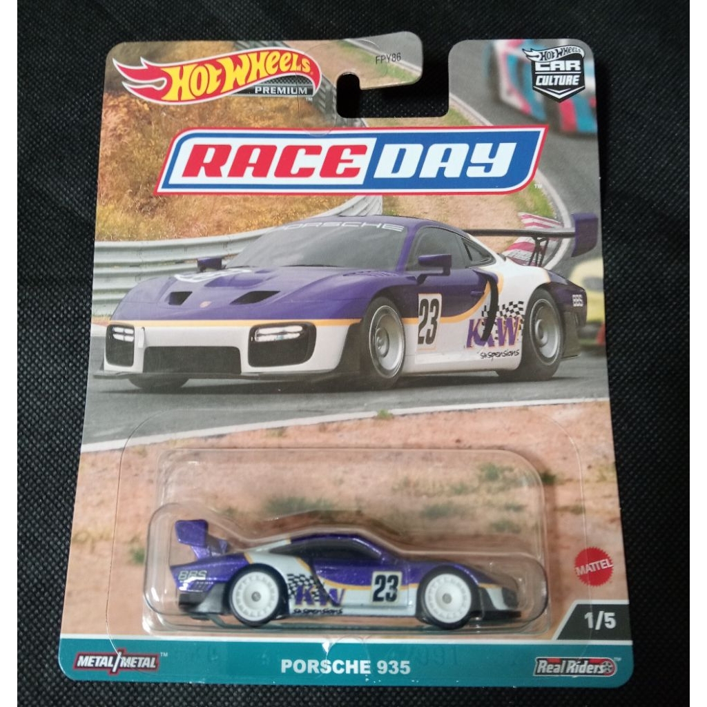 HOT WHEELS RACE DAY PORSCHE 935