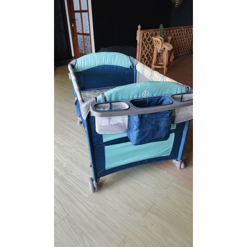 Pliko Box Bayi Second, Tempat Tidur Bayi