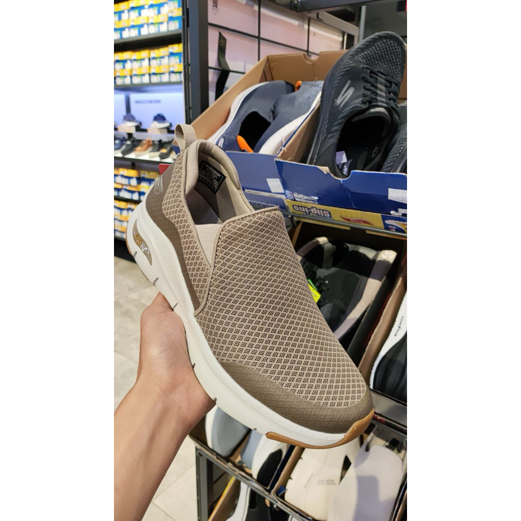 SALE 70% SKECHERS ARCH FIT MEN