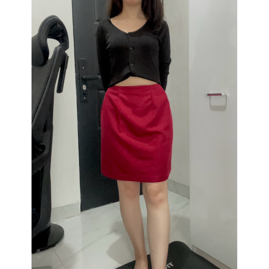 Preloved Rok Skirt Maroon Mini Span