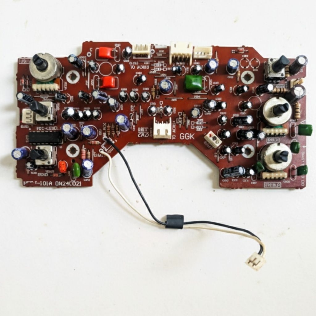 Bagian tone control Polytron pas