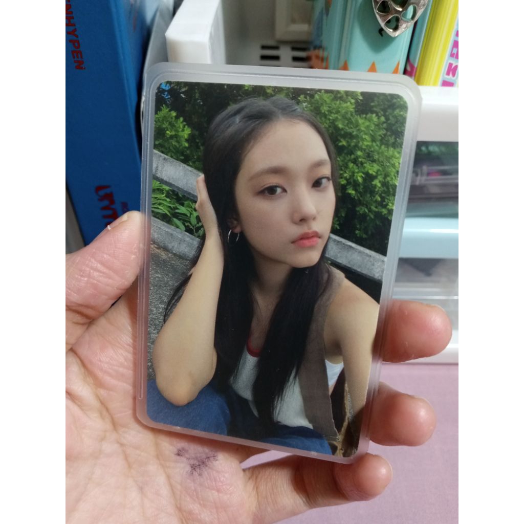 PHOTOCARD OFFICIAL NEWJEANS HAERIN