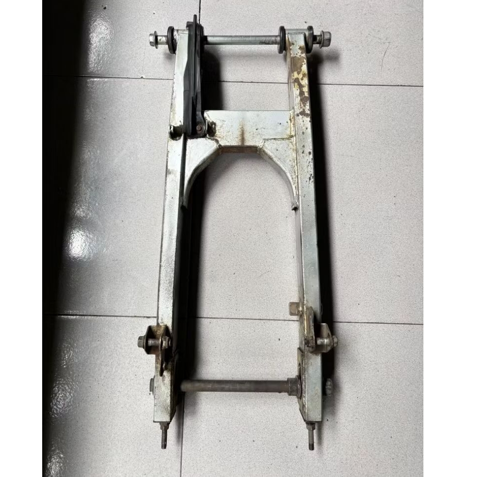 ARM AREM TIGER ORIGINAL COPOTAN MOTOR UTUH SWING ARM LENGAN AYUN HONDA TIGER ORIGINAL