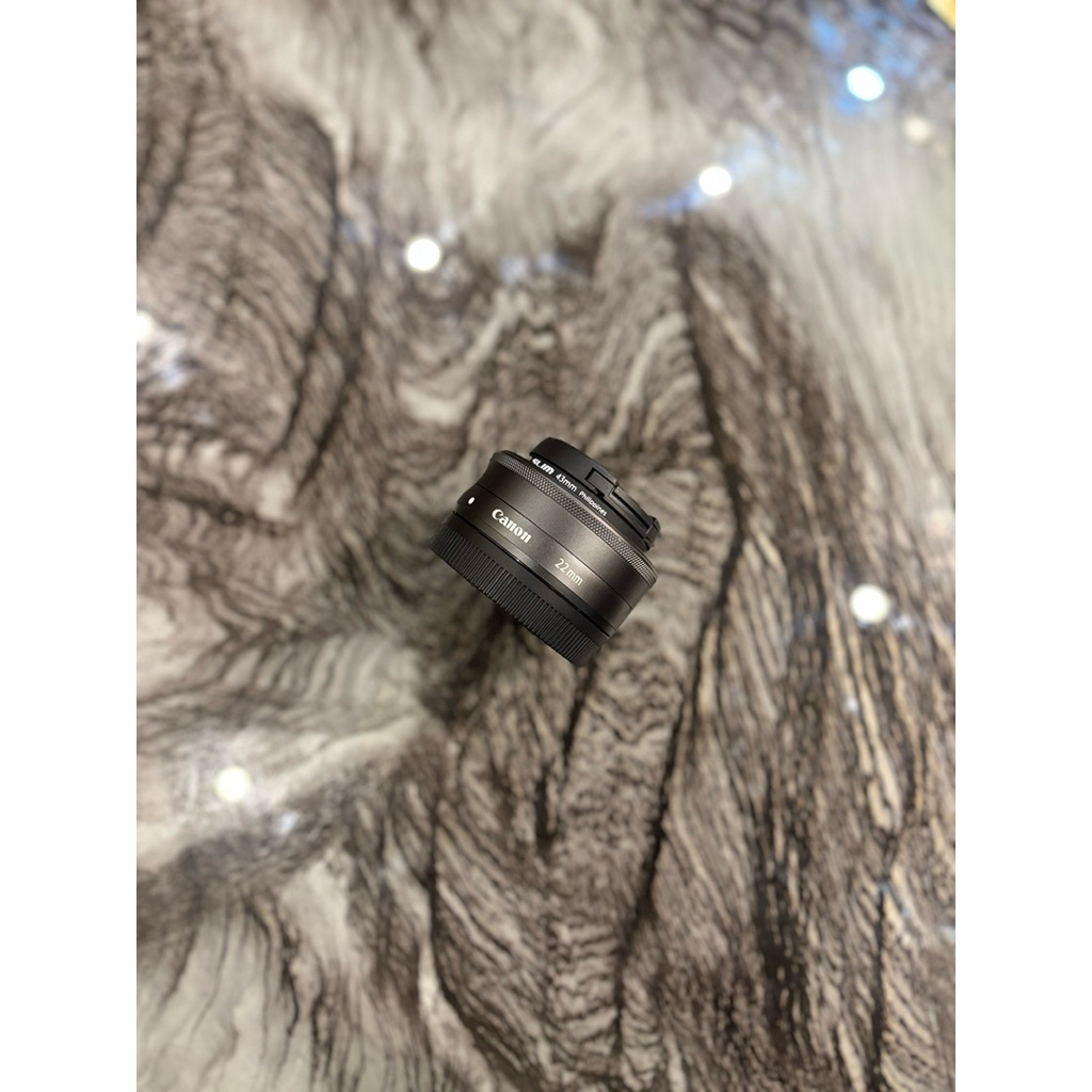 Lensa Canon 22mm f2.8 For Canon Mirolles Like New