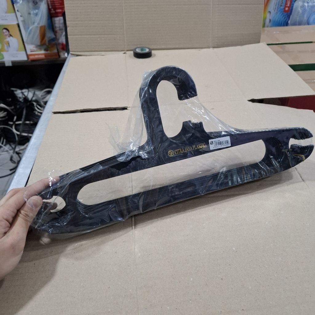 GANTUNGAN BAJU HANGER PLASTIK citra jaya plastik bahan plastik tebal isi 12 hanger jumbo
