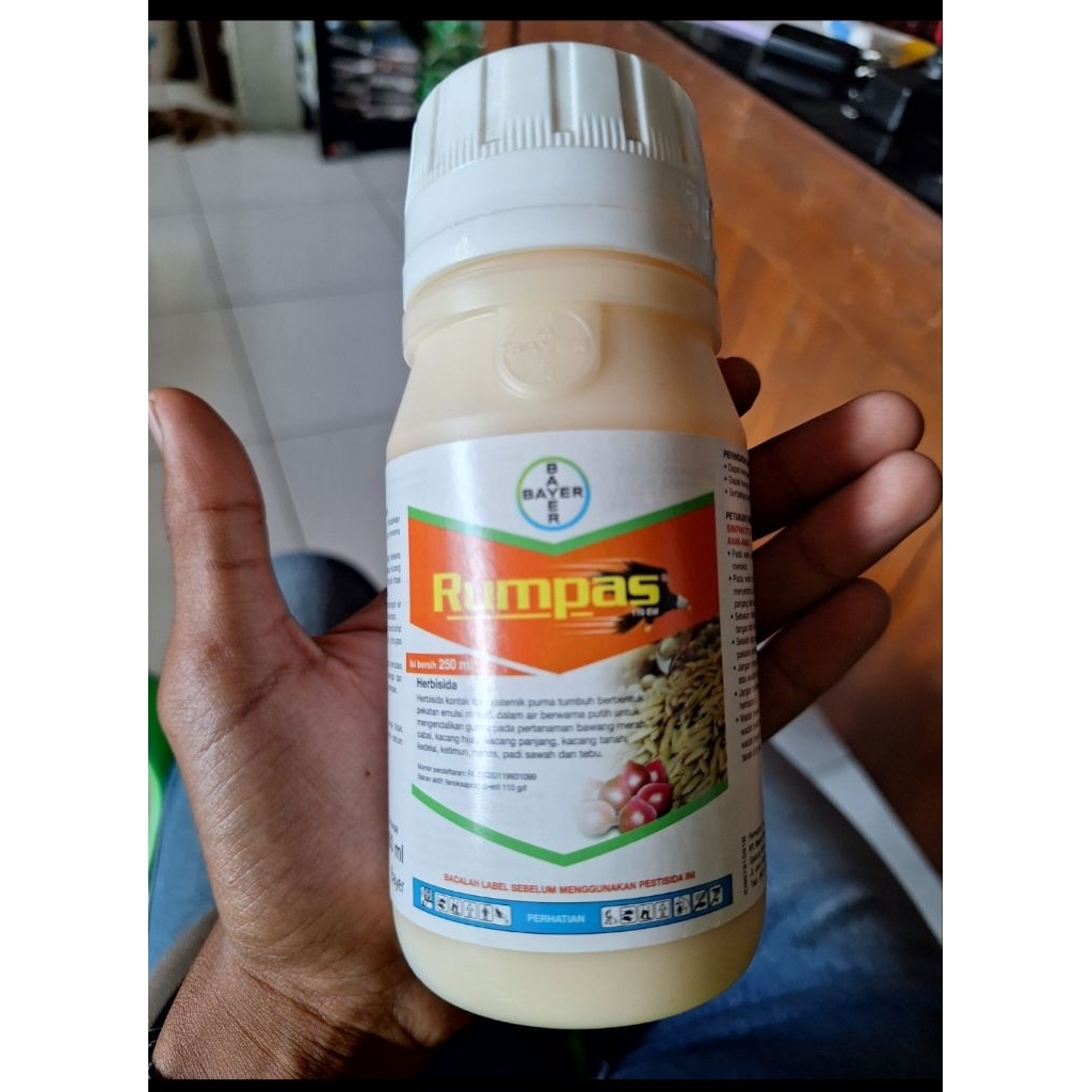 Herbisida RUMPAS 110EW 250ml Pt bayer