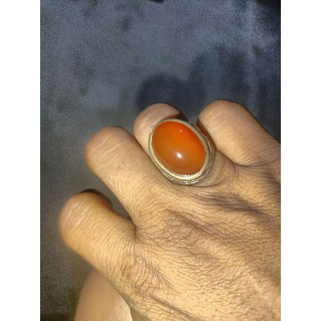 Batu raflesia orange