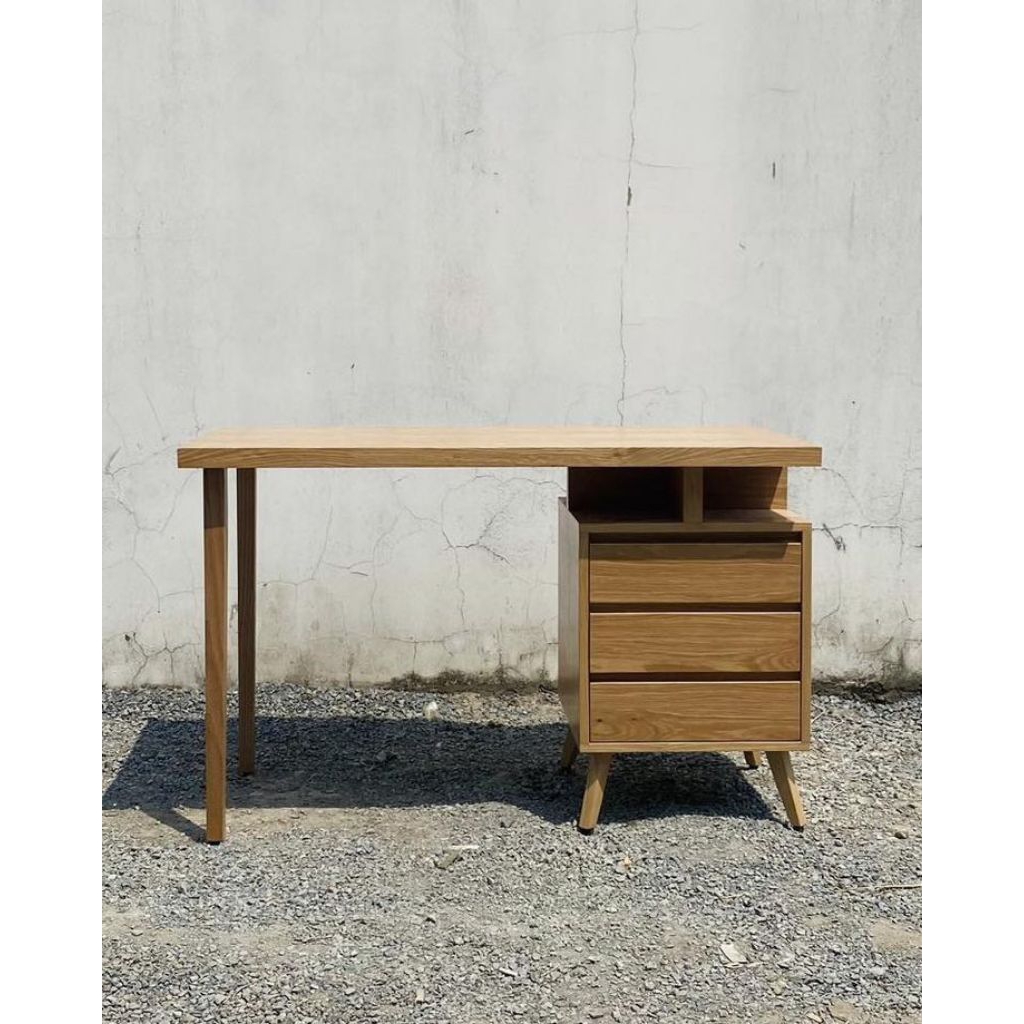 meja kantor meja sekertaris meja kerja meja kayu jati solid meja laci-laci meja ruang kerja meja kay