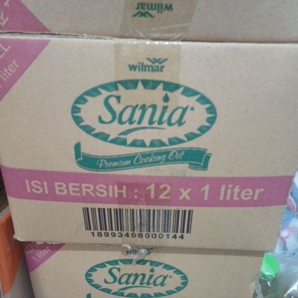minyak goreng sawit sania 1liter 1 dus isi 12 pouch