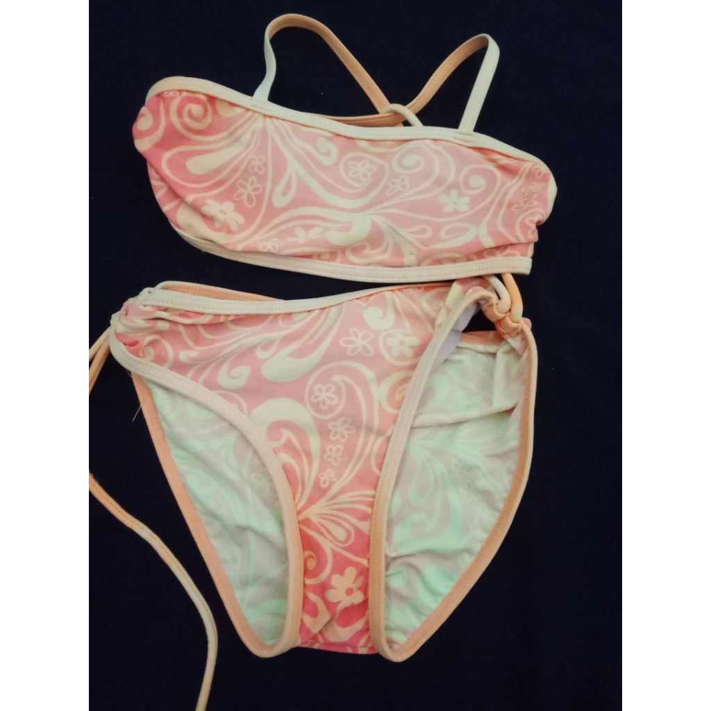 PAKAIAN DALAM WANITA/ PAKAIAN DALAM RENANG WANITA UKURAN M