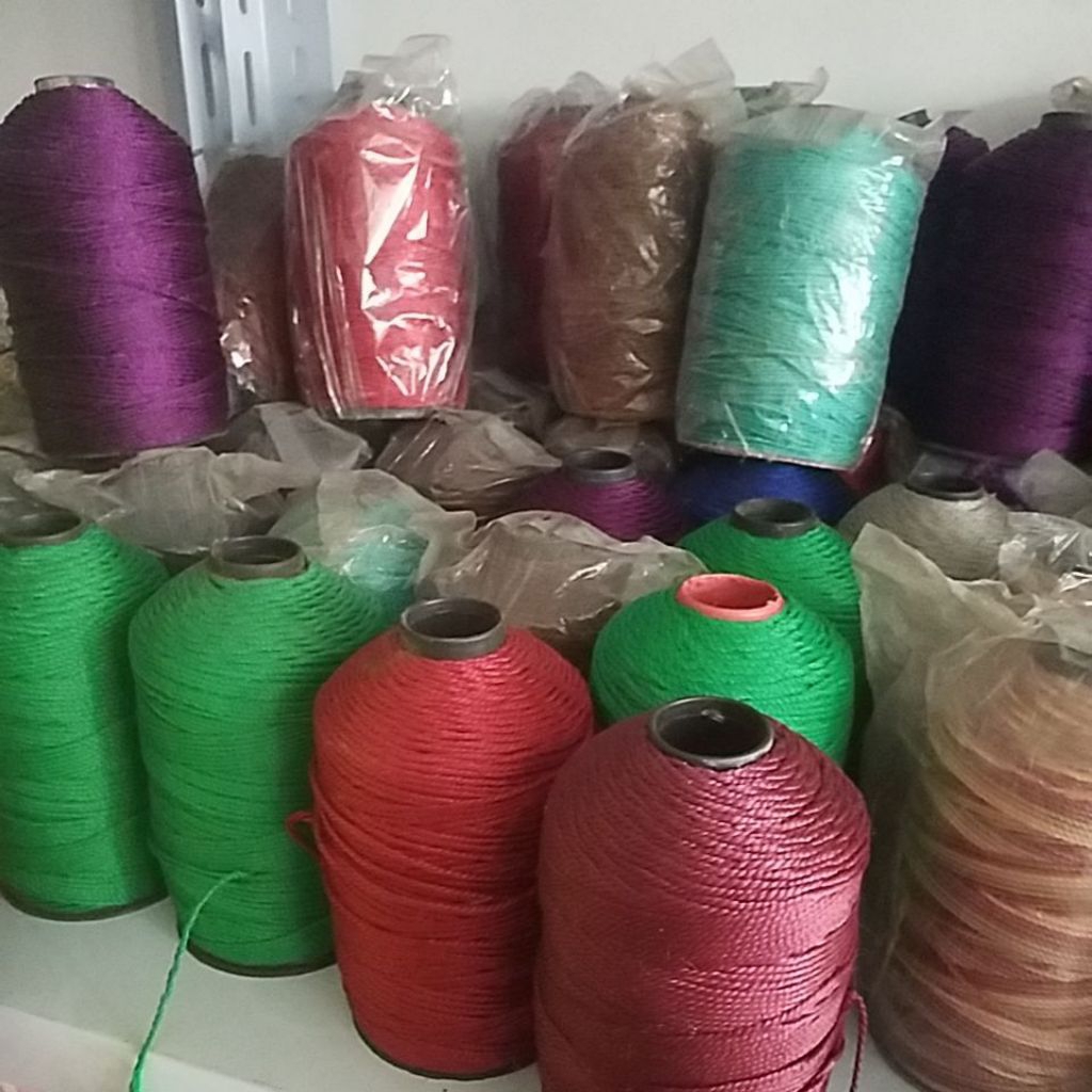 Benang Rajut monolon/ rajut prolen/ rajut pp nilon (300gr)