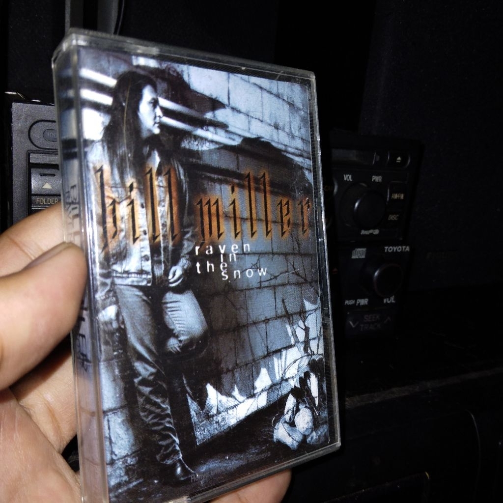 Kaset Bill Miller Raven The Snow