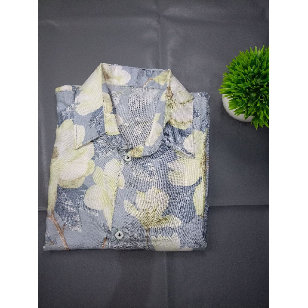 Kemeja Pria Dewasa Motif bunga lengan pendek SIZE L Bahan Katun Rayon