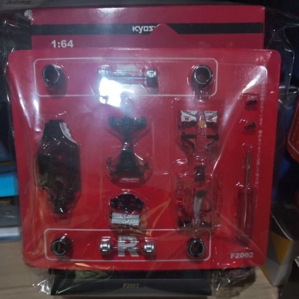 Kyosho F1 collection 1/64 Ferrari F2002 Michael Schumacher #1