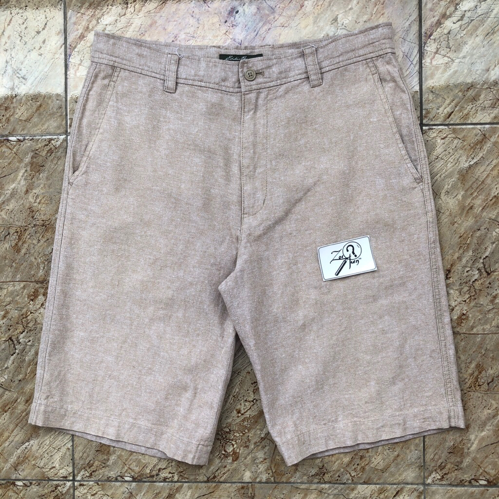 CELANA PENDEK CHINO MOTIF EDDIE BAUER